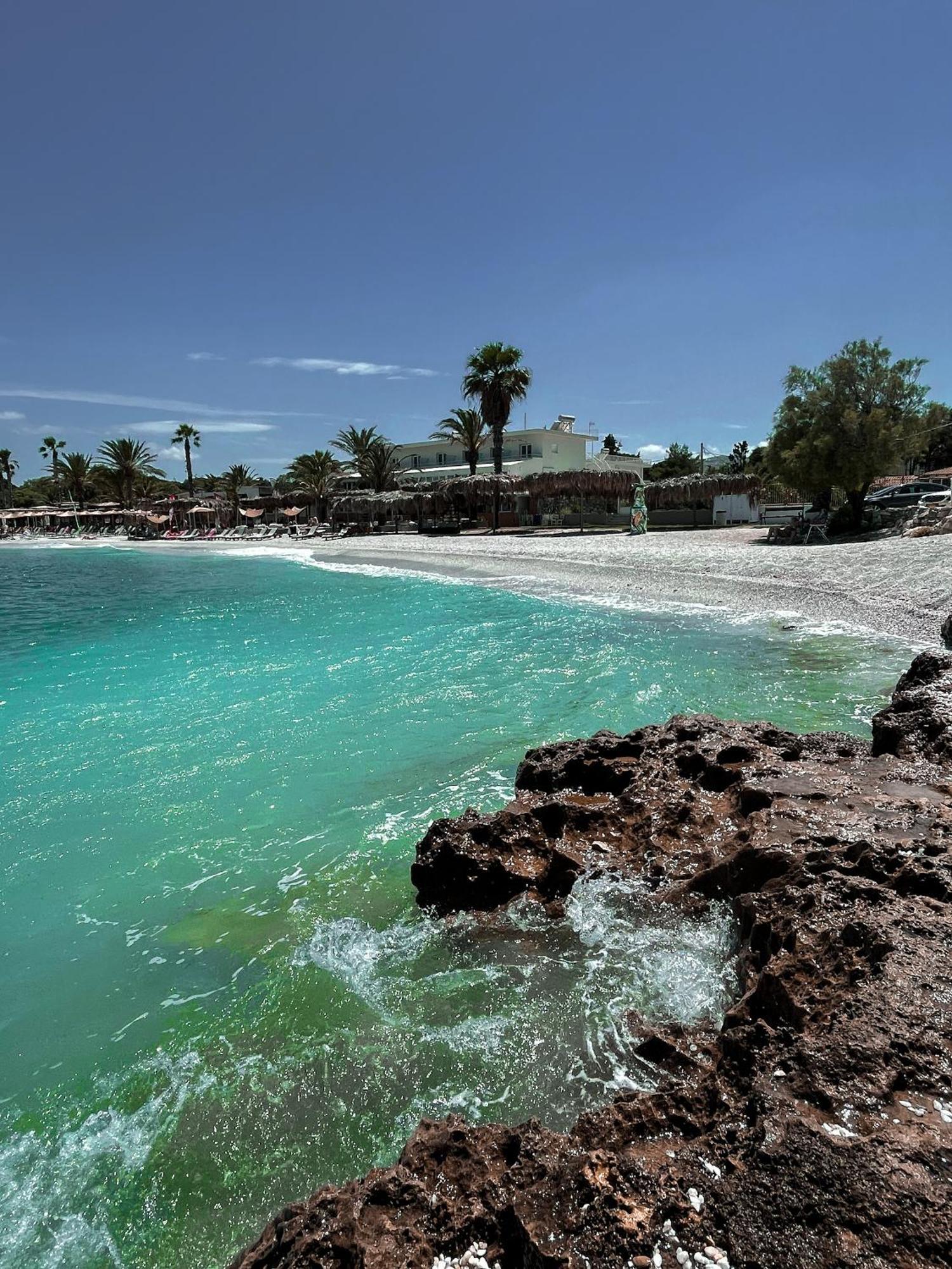 Tiki Beach Studios Néa Mákri Buitenkant foto